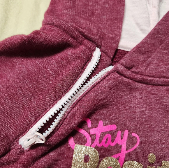 Girls Cat & Jack pullover sweatshirt size 2T - Picture 4 of 9